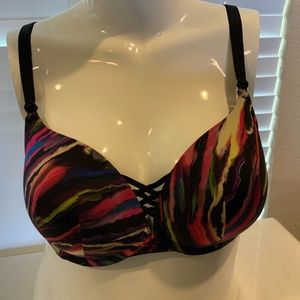 Torrid Curves Back Smoothing Push-up Plunge 46B